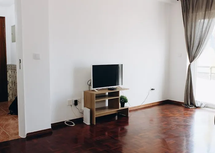 Um Pe Na * Figueira da Foz