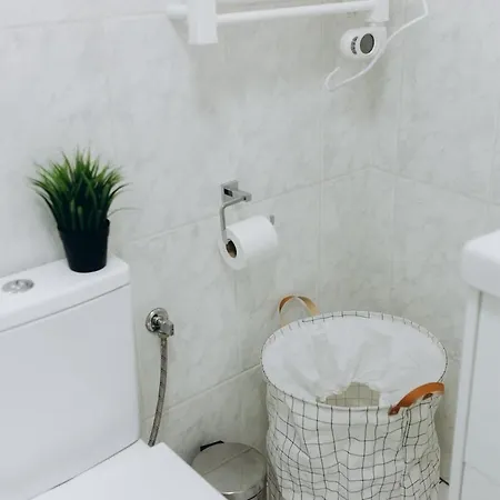 Um Pe Na Apartamento *