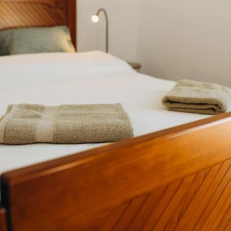 Um Pe Na * Figueira da Foz