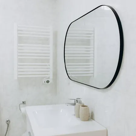 Um Pe Na Apartamento *