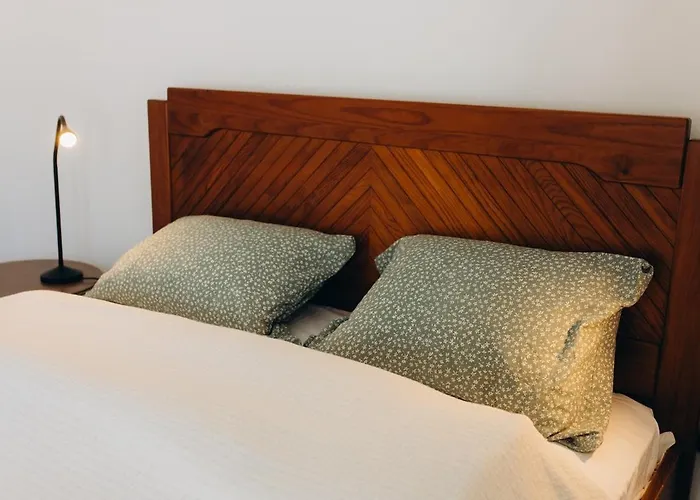 Um Pe Na * Figueira da Foz